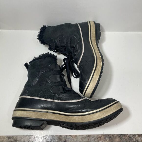 Sorel Black Fur Lined Ankle Winter Boots - Picture 6 of 9